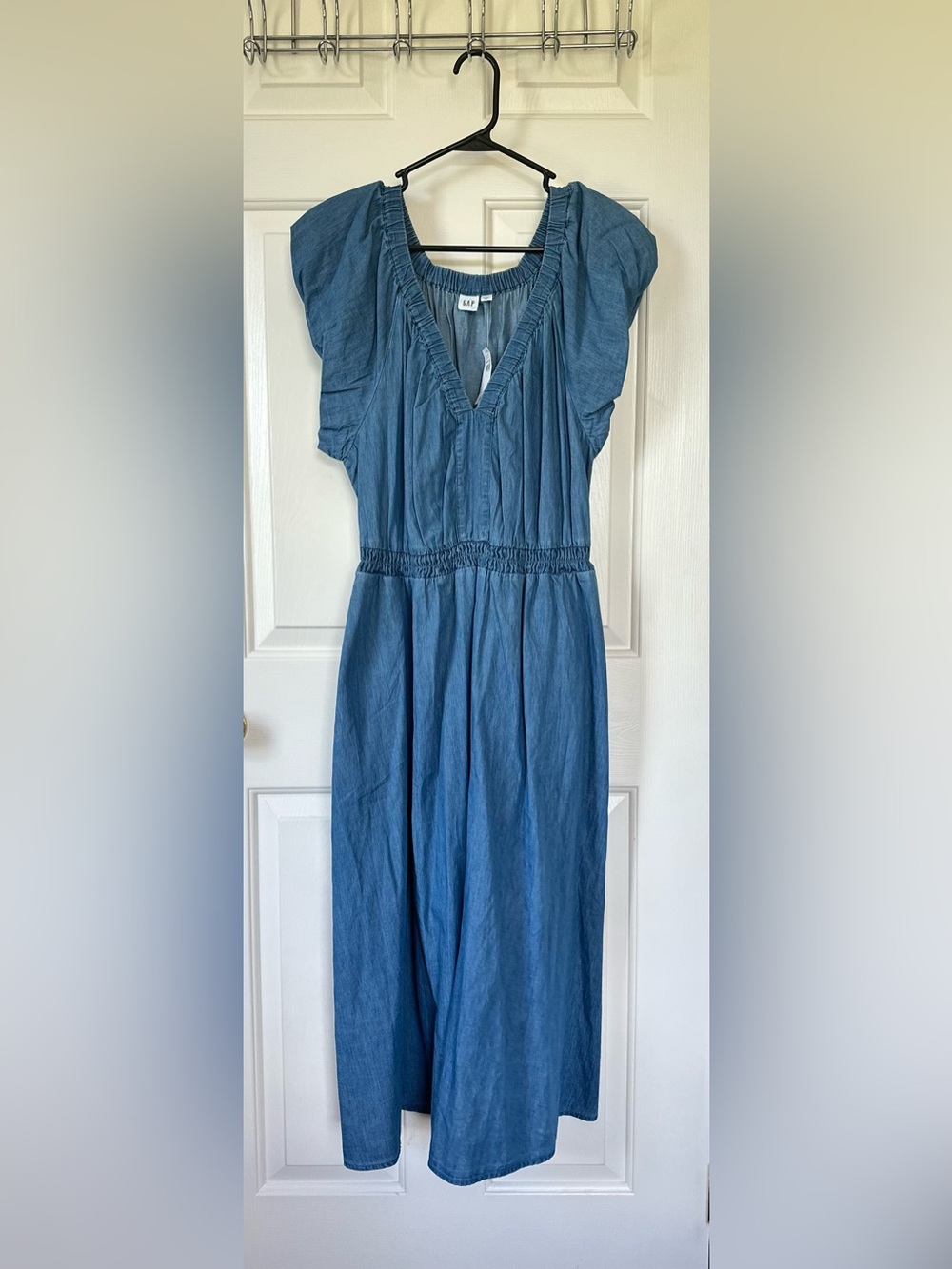 NEW! Women’s Gap Dress